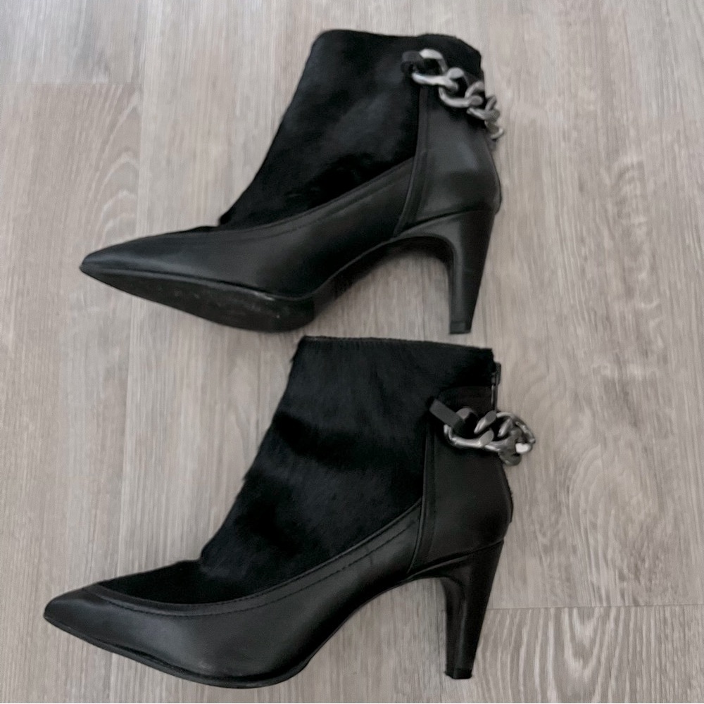 NAPOLEONI Black Leather Ankle Boots with Chain Size 36